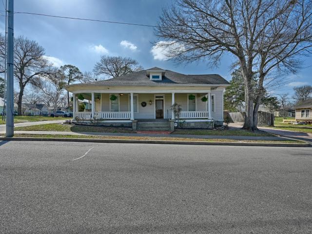 House for sale in Brenham, Texas