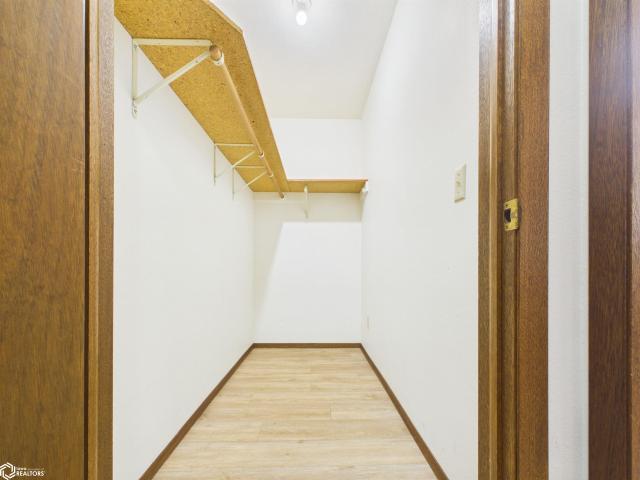 Condo for sale in Mahaska, Iowa
