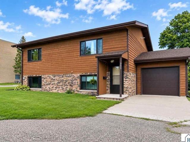Condo for sale in Lake Crystal, Minnesota