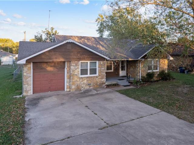 House for sale in Coffeyville, Montgomery County