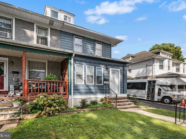 Townhouse for sale in Delco, Pennsylvania