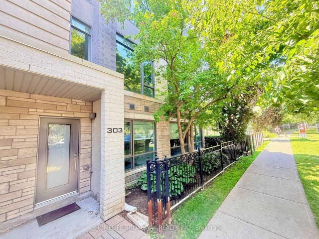 Condo for sale in York, Ontario