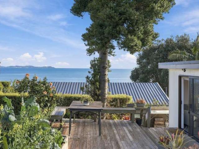 House for sale in Cable Bay, Te Hiku Community