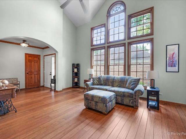 House for sale in Bloomingdale, Illinois