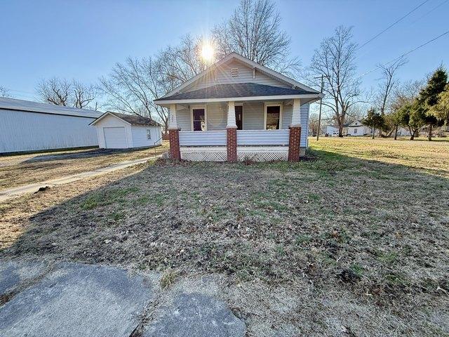House for sale in Cooper, Missouri