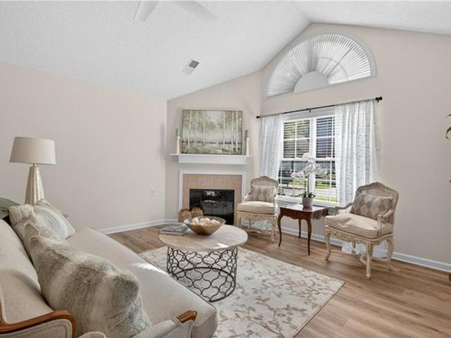 Condo for sale in Roswell, Georgia