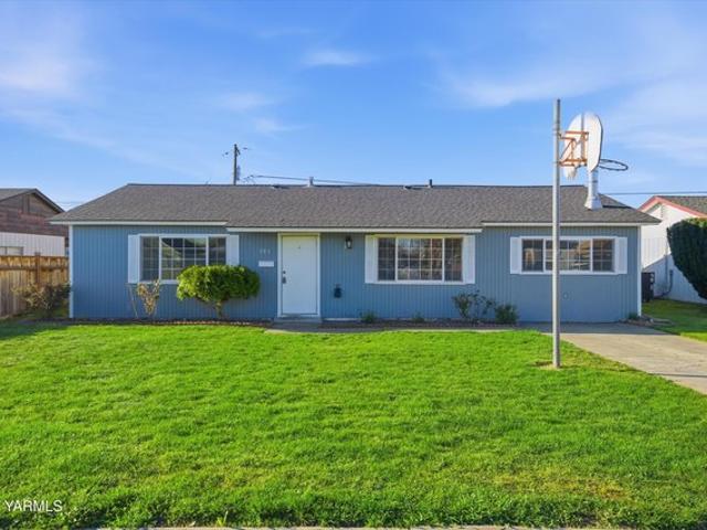 House for sale in Wapato, Washington