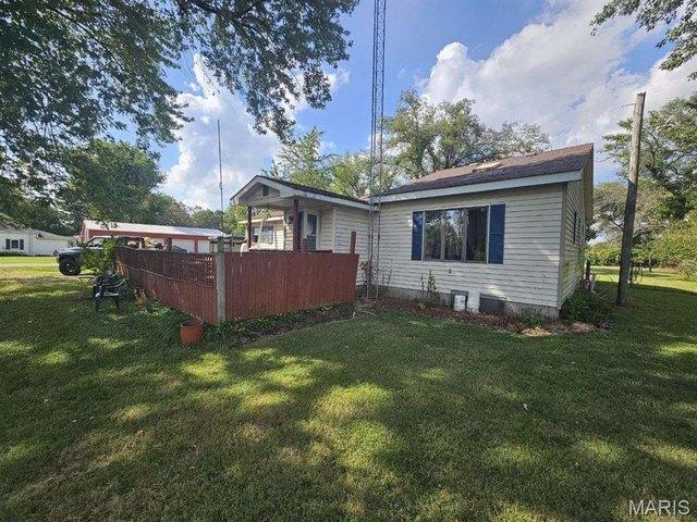 House for sale in Holliday, Missouri