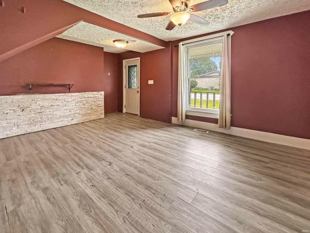 House for sale in Oxford, Indiana
