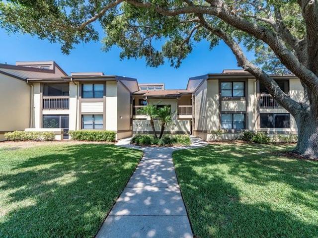 Condo for sale in Oldsmar, Florida