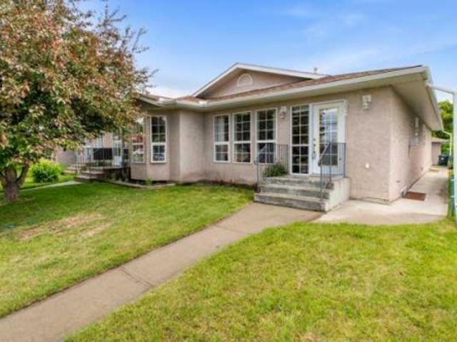 House for sale in Lousana, Alberta