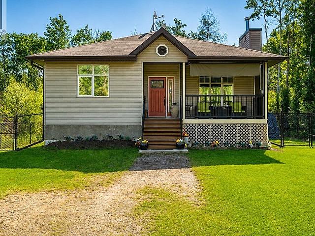 House for sale in Alberta