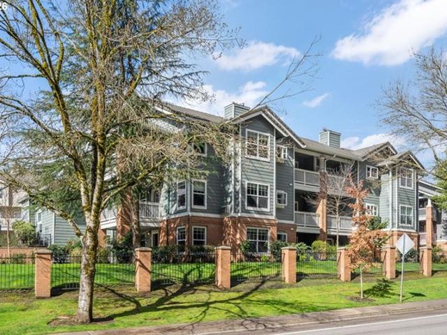 Condo for sale in Oregonia