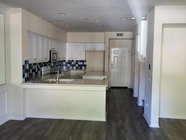 Townhouse for sale in Oxnard, California