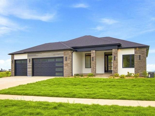 House for sale in Coralville, Iowa