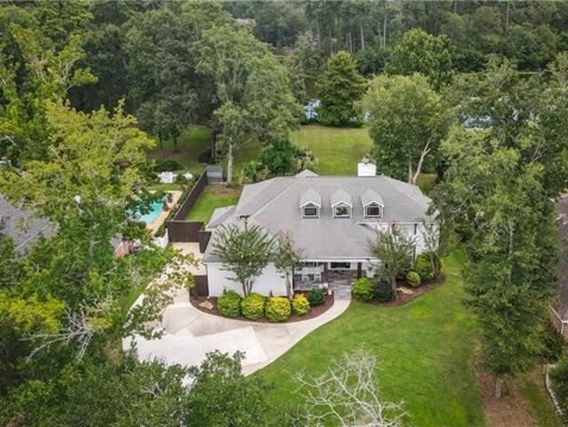 House for sale in Mandeville, Louisiana