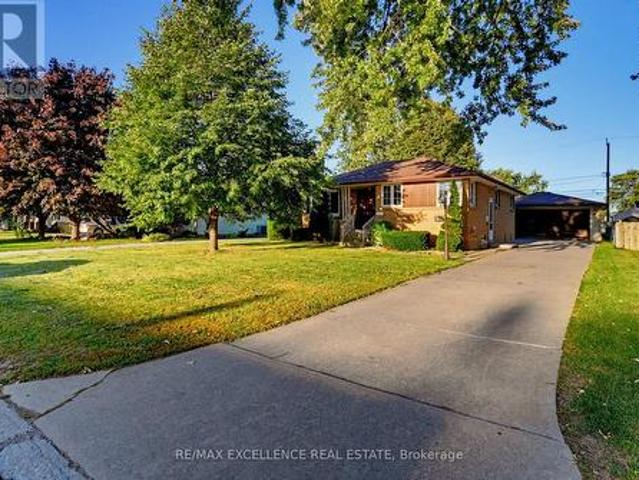 House for sale in Devonshire, Windsor