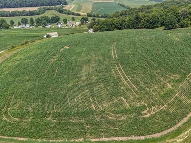House for sale in Warsaw, Ohio