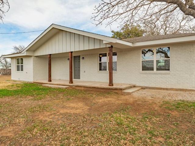 House for sale in De Young, Texas