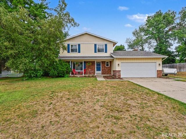 House for sale in Plainfield Charter Township, Belmont