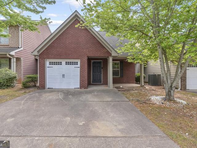House for sale in Fairburn, Georgia