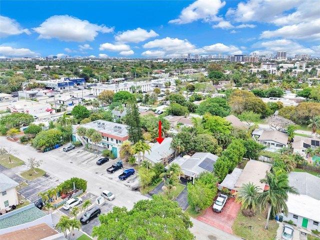 House for sale in Oakland Park, Florida