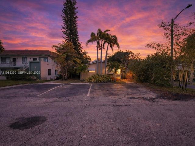 House for sale in Oakland Park, Florida