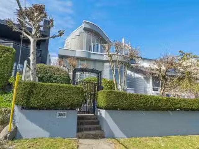 House for sale in Vancouver, British Columbia