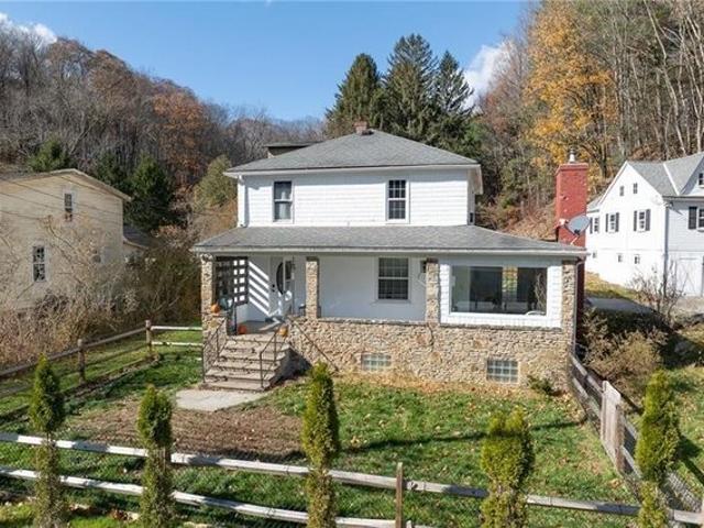 House for sale in Ligonier, Pennsylvania