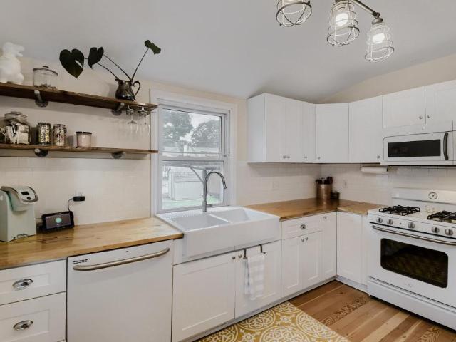 House for sale in Hennepin, Minnesota