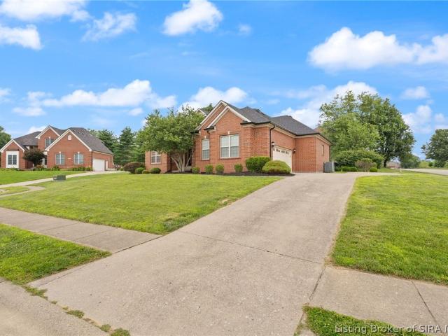 House for sale in New Albany, Indiana