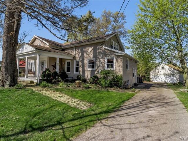 House for sale in Derby, New York