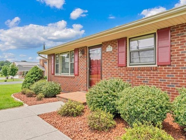 House for sale in Virginia