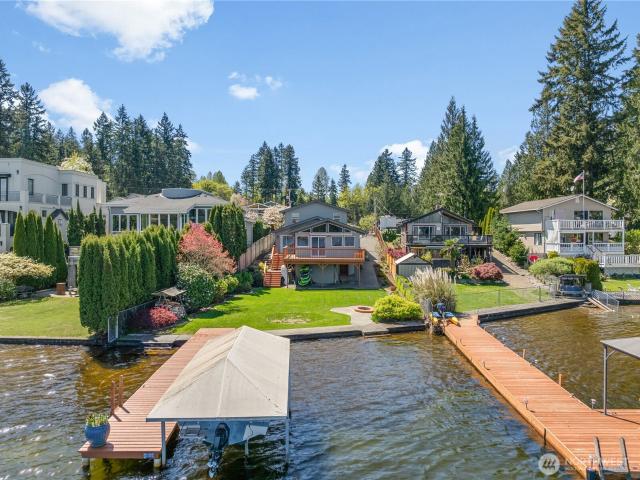 House for sale in Black Diamond, Washington