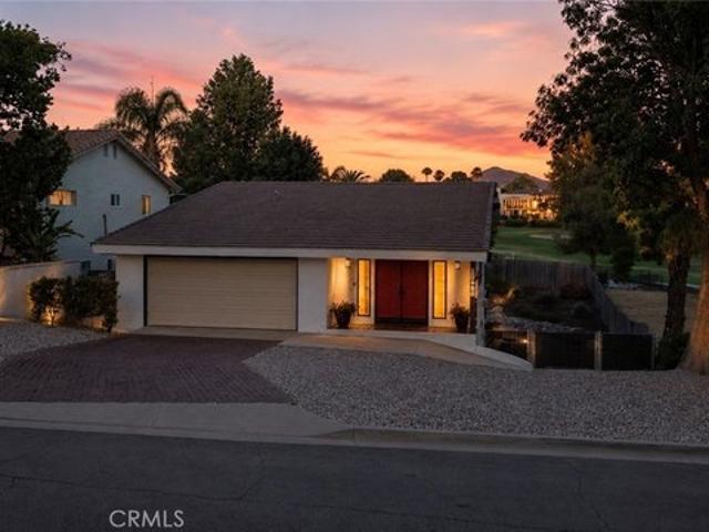 House for sale in Canyon Lake, California