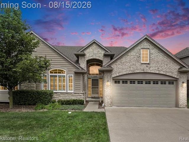 Condo for sale in Warren, Michigan