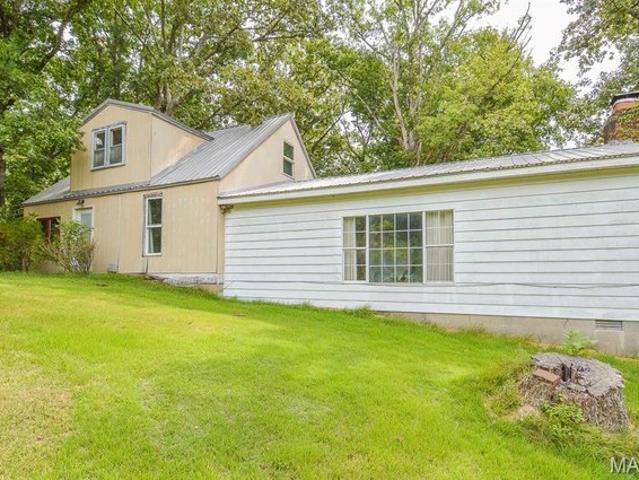 House for sale in Kell, Illinois
