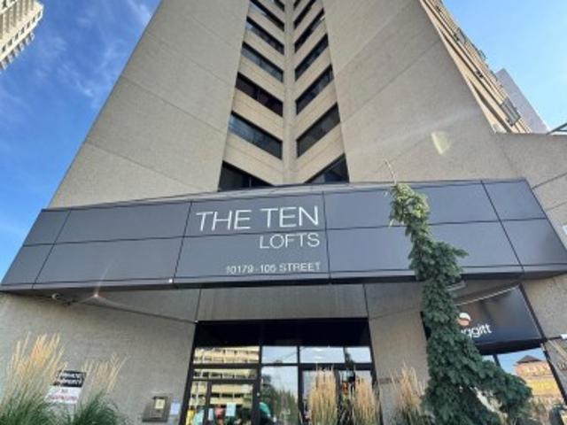 Condo for sale in Wedgewood, Alberta