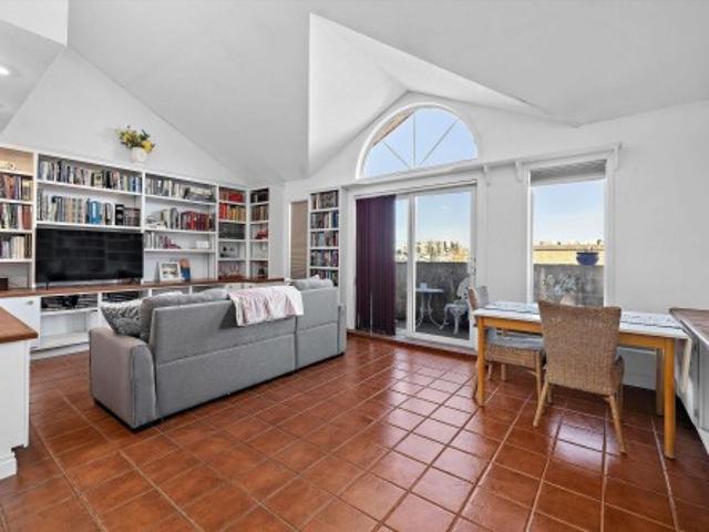 Condo for sale in Wîhkwêntôwin, Edmonton