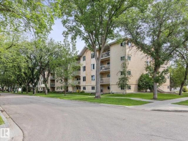 Condo for sale in Wedgewood, Alberta