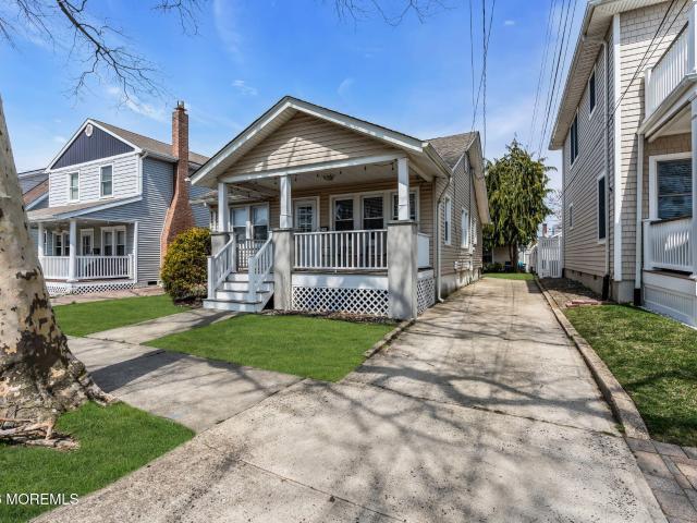 House for sale in Monmouth, New Jersey