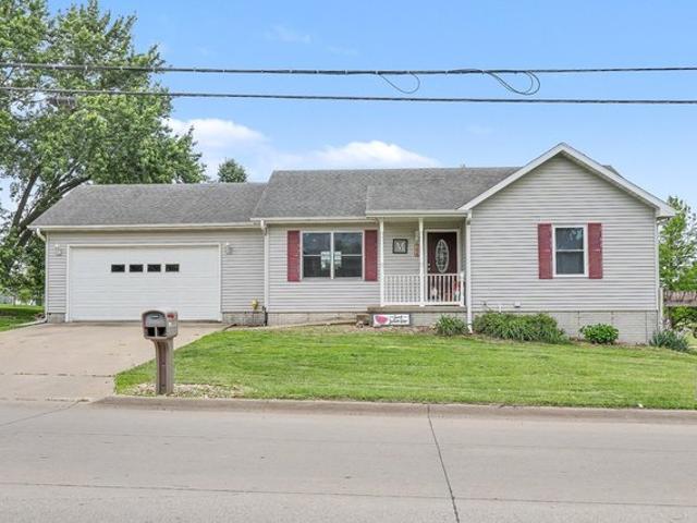 House for sale in Mahaska, Iowa