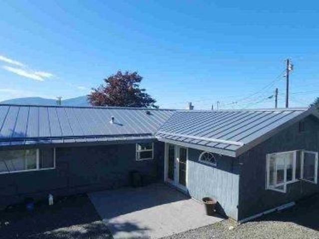 House for sale in Meyers Chuck