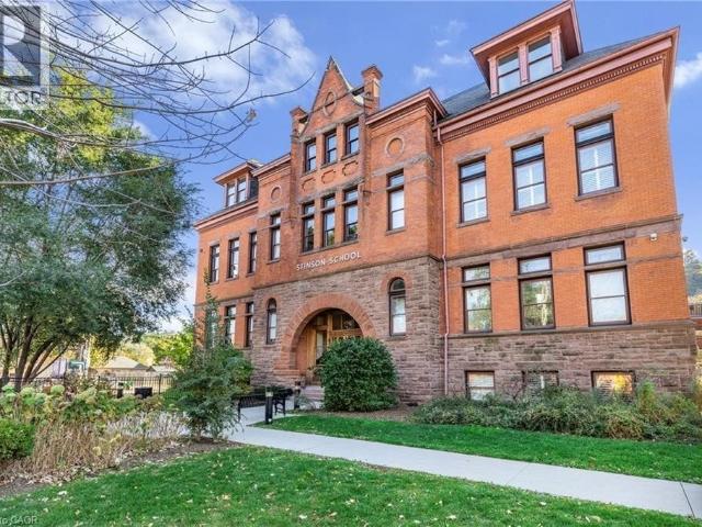 Apartment for sale in Ancaster, Ontario