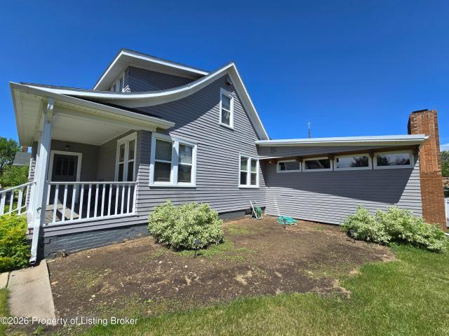 House for sale in Mount Lemmon, South Dakota