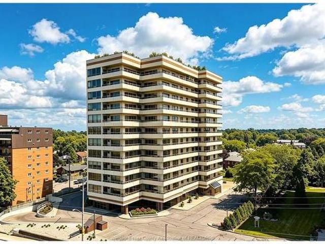 Condo for sale in Riverside, Windsor