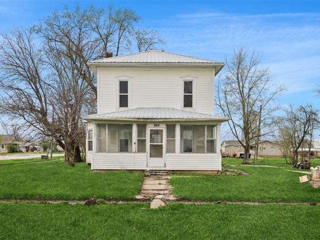 House for sale in Guthrie, Iowa