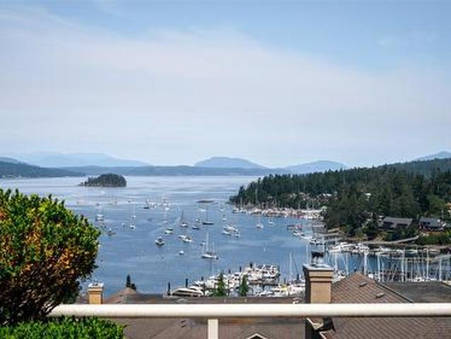 House for sale in Brentwood Bay, British Columbia