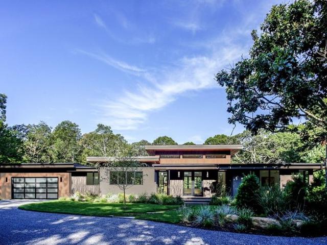 House for sale in Wainscott, New York