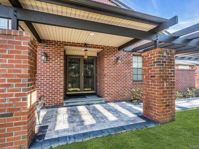 Condo for sale in Nassau, New York
